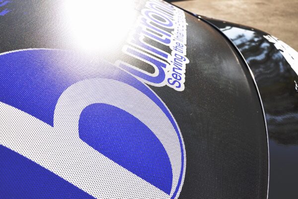 2013_Nissan_Versa_Wrap_2__41319.1412637581