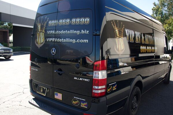 2015_Mercedes_Sprinter_3M_Wrap_7__62467.1412698802