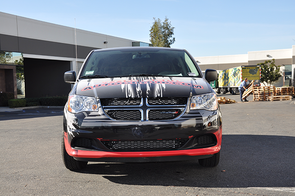 2014-dodge-caravan-3m-gloss-wrap-for-redland-auto-center-11