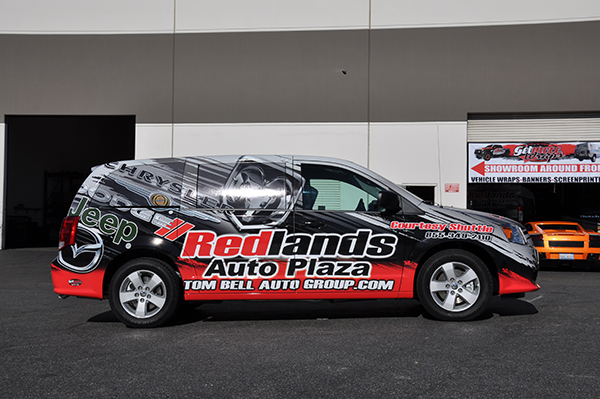 2014-dodge-caravan-3m-gloss-wrap-for-redland-auto-center-12