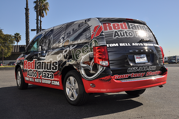 2014-dodge-caravan-3m-gloss-wrap-for-redland-auto-center-8