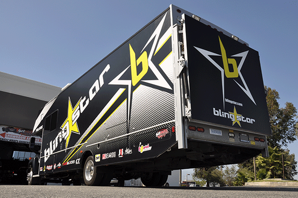 fun-mover-motorhome-matte-3m-wrap-for-blingstar-racing-6