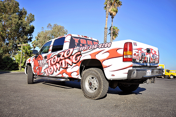 gmc-sierra-truck-wrap-for-toro-towing-3