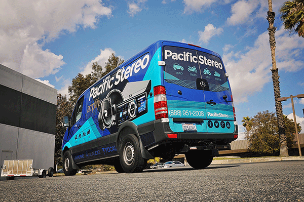 mercedes-sprinter-van-gloss-3m-wrap-for-pacific-sterio-7