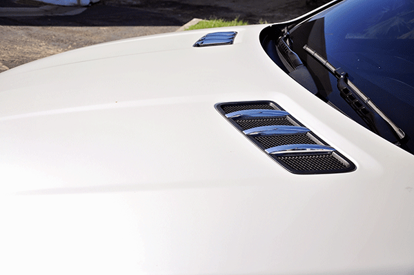 mercedes-wrap-satin-pearl-white-2