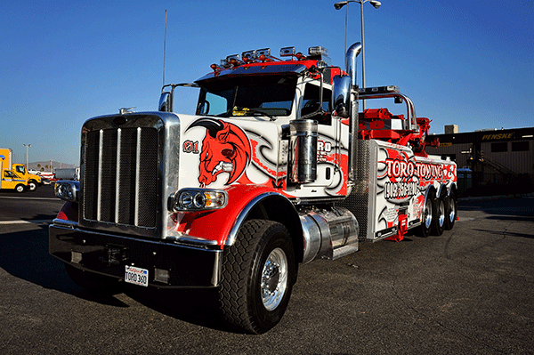 peterbuilt-tow-truck-wrap-for-toro-towing-a1